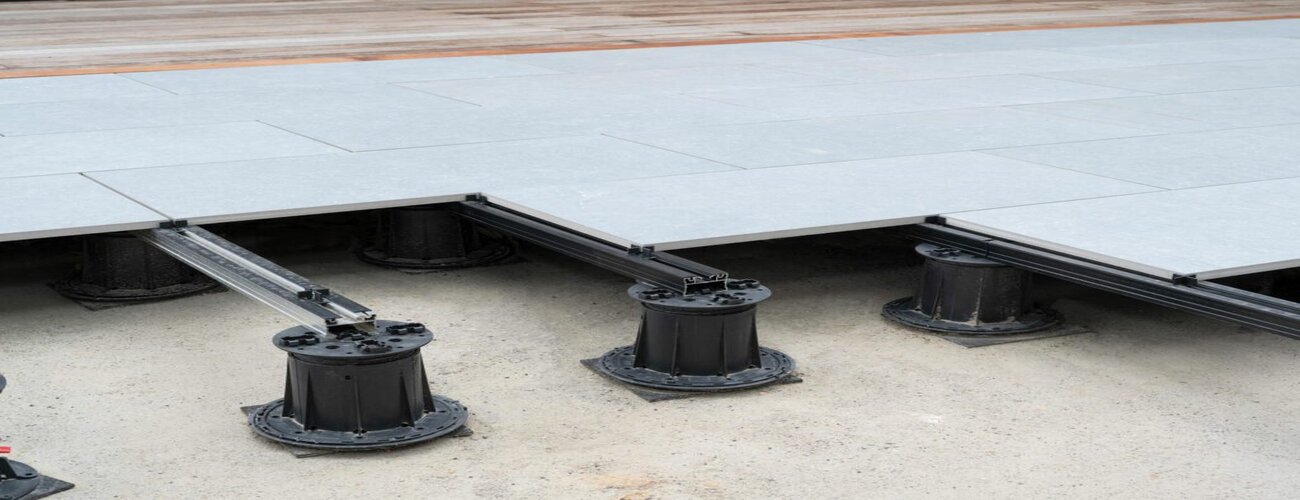 Buzon Pedestal International