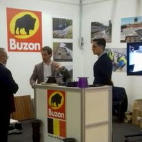 Buzon Pedestal International image 19