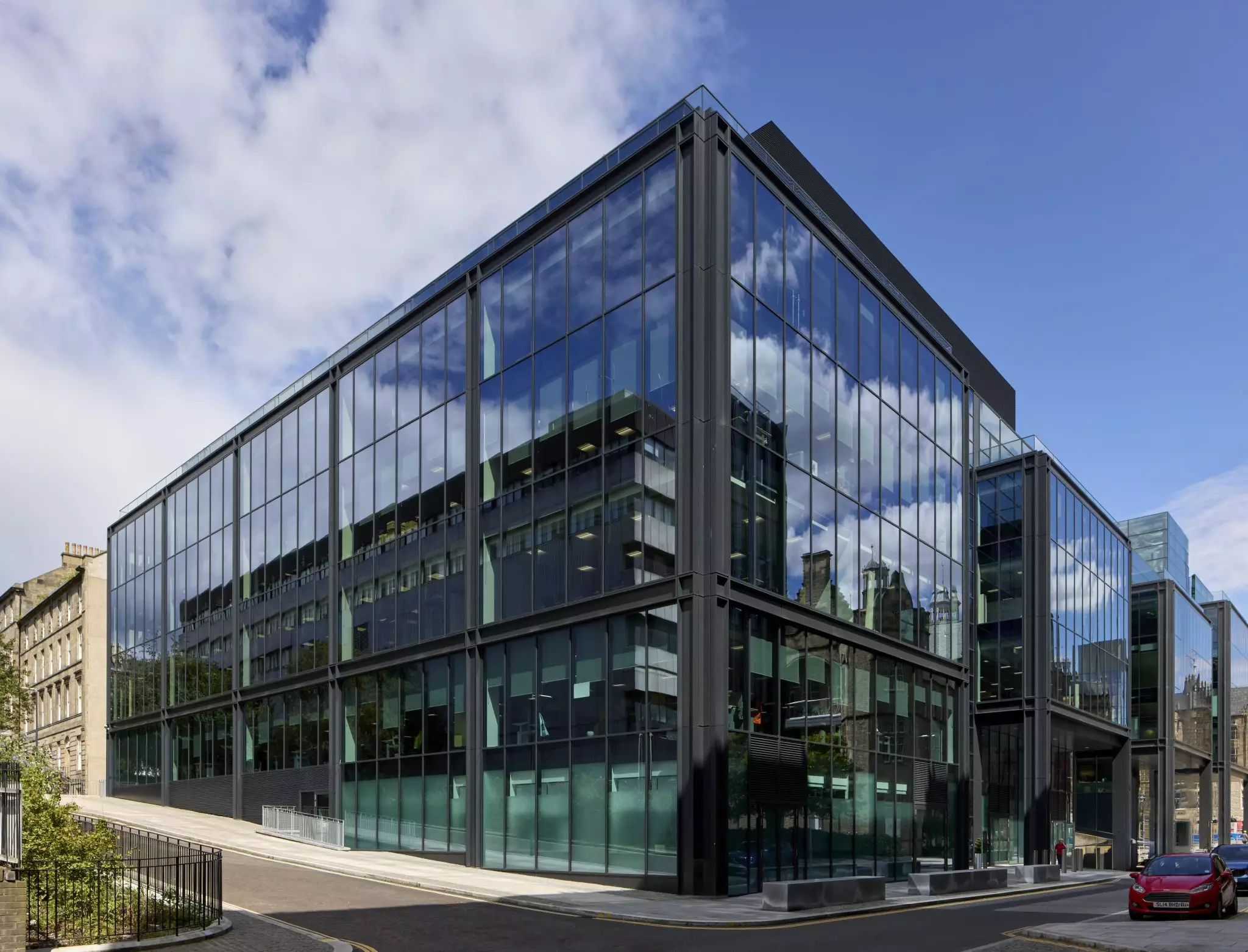 Maars US Inc. image 14