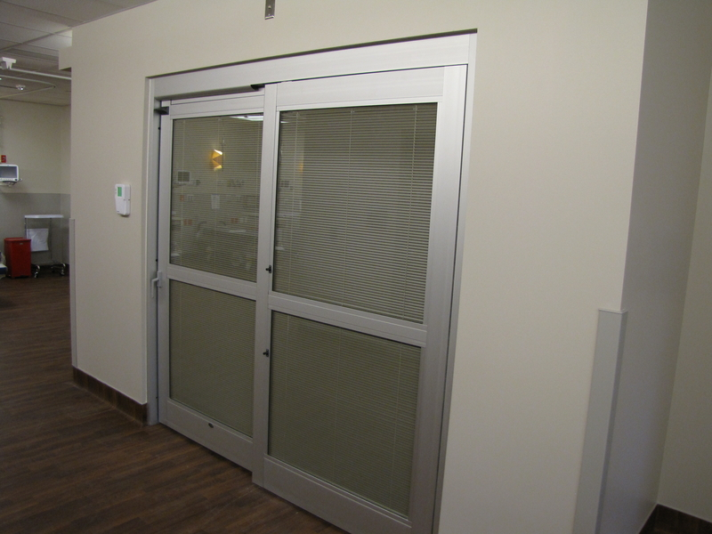 IE; Blinds image 30