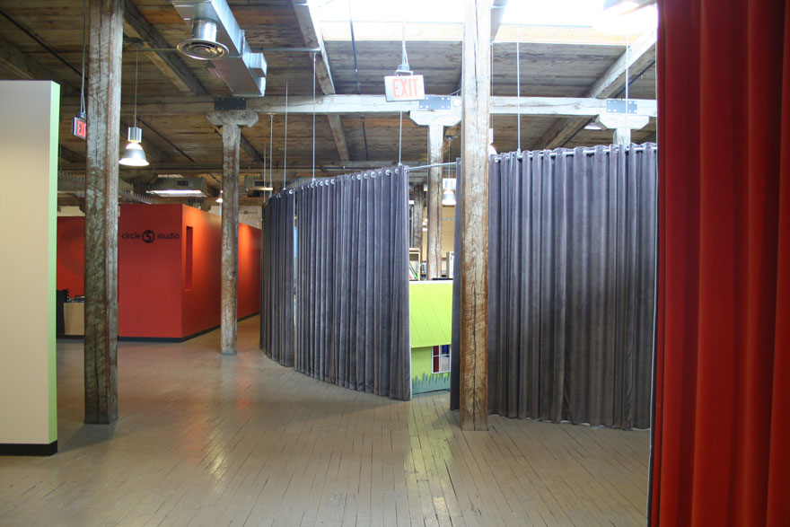 LuXout image 13