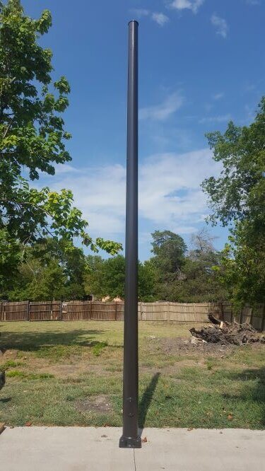 Strong Poles image 4