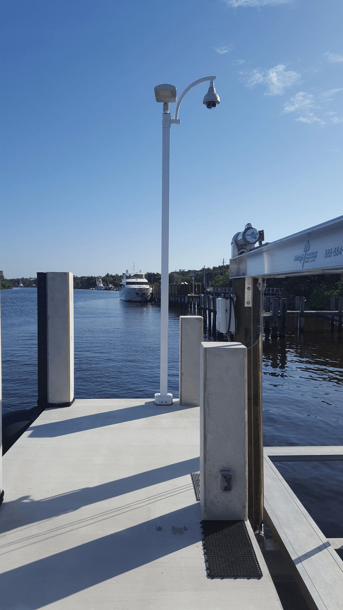 Strong Poles image 5