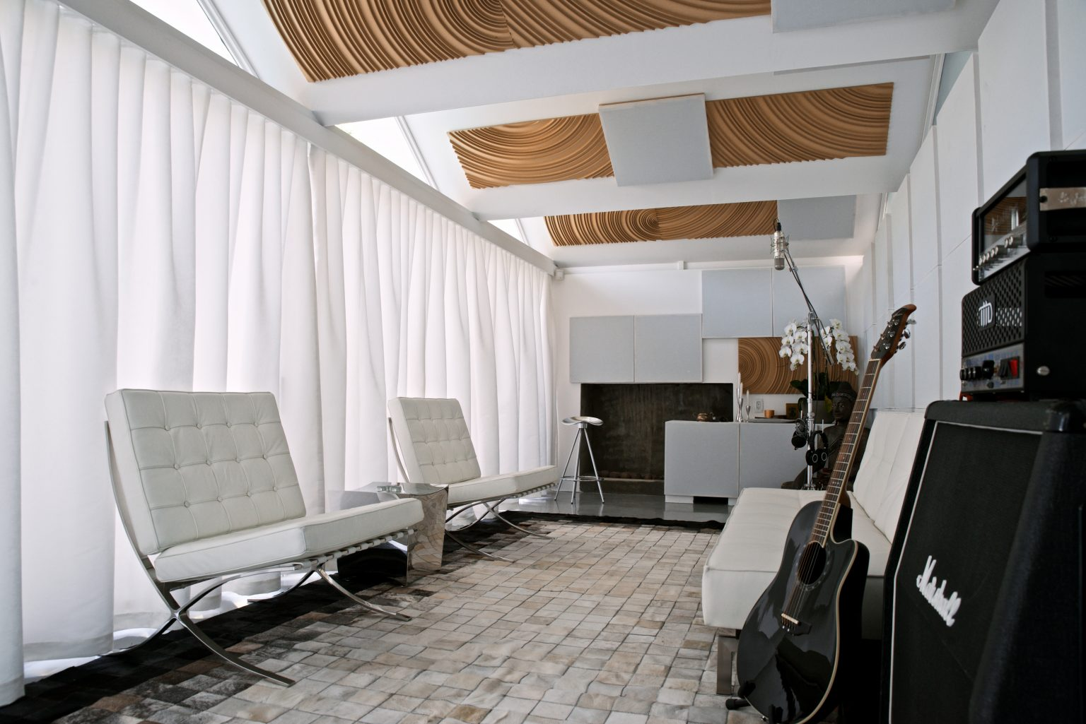 Delta H Design image 1
