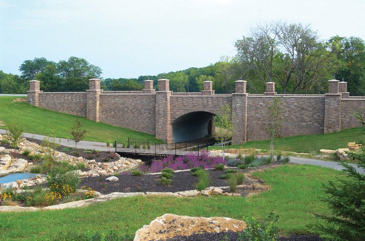 Versa-Lok Retaining Wall Systems image 9