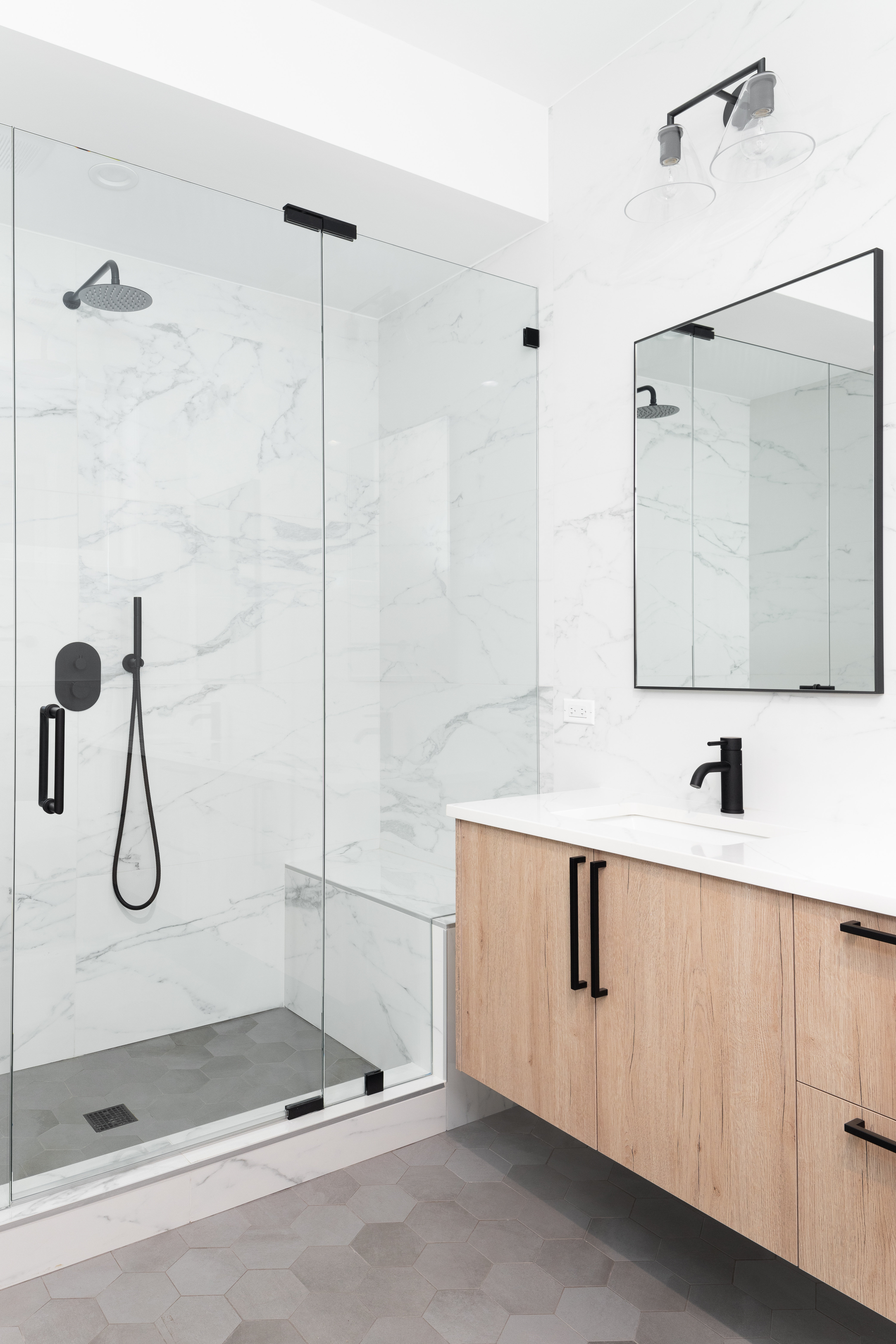 Aria Vetri Glazing Hardware Supply image 6