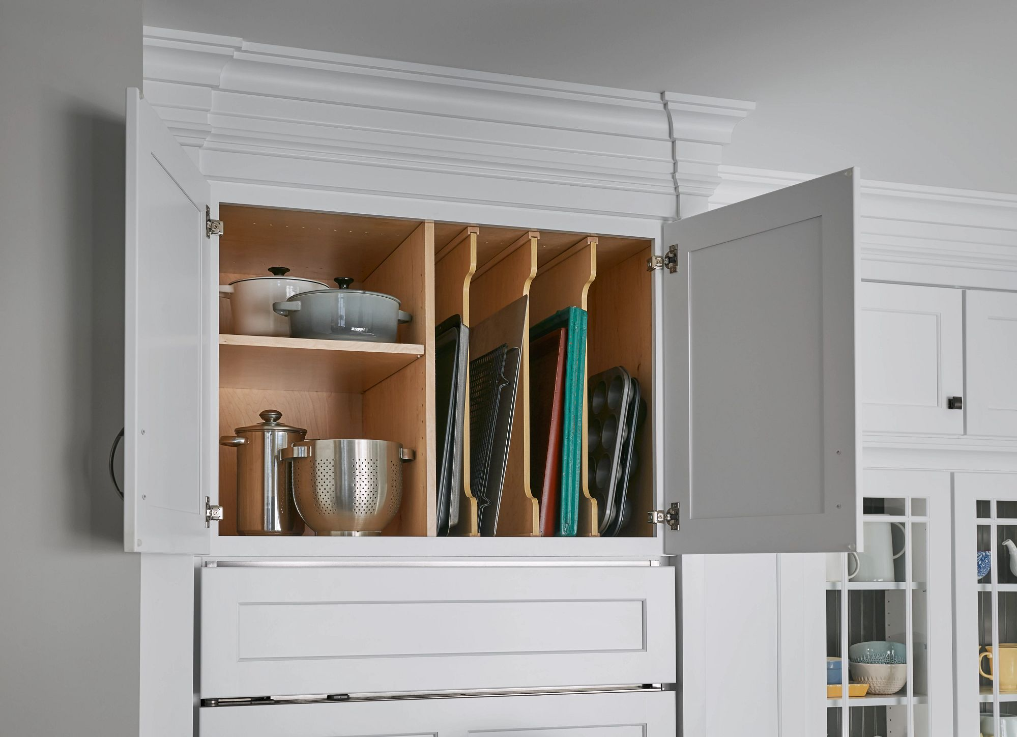 Medallion Cabinetry image 6