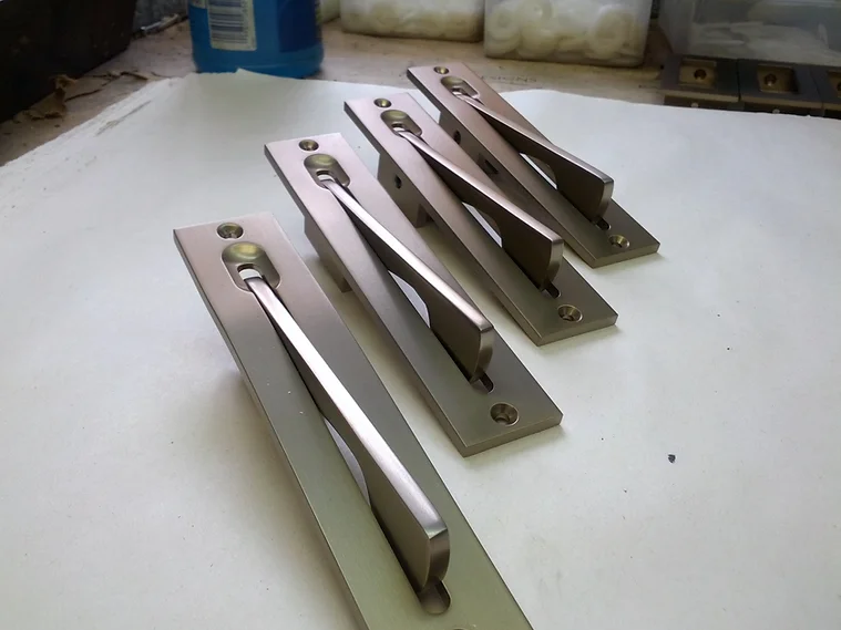 Rajack Hardware image 7