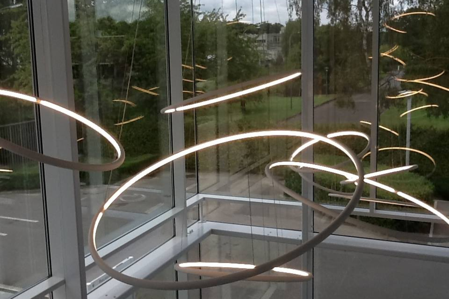 Luminart Lighting image 3
