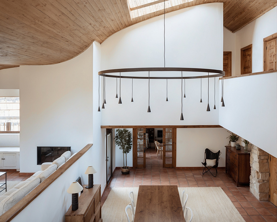 Bover Barcelona Lights image 1