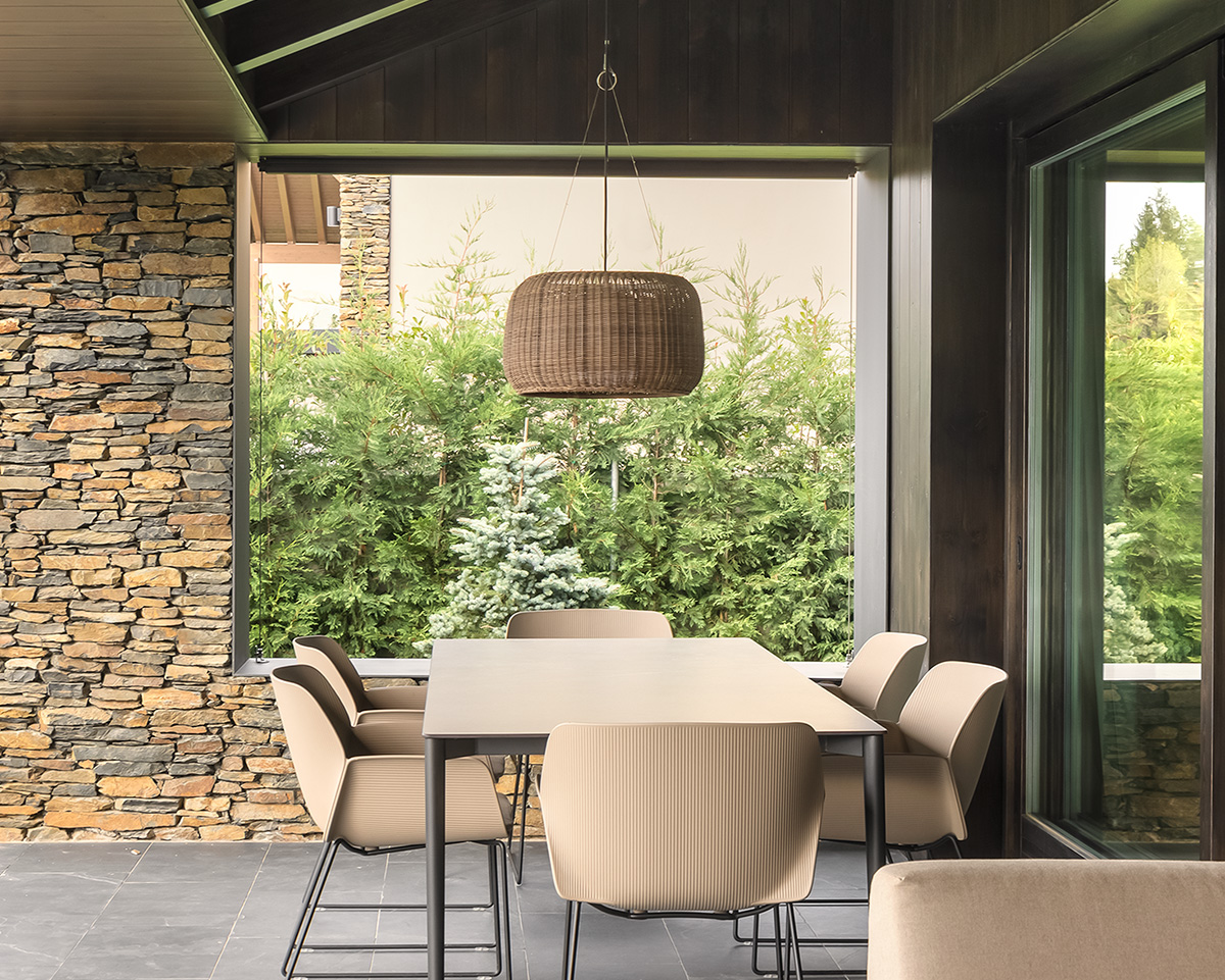 Bover Barcelona Lights image 9