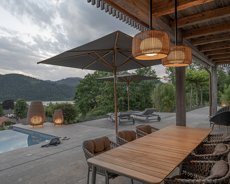 Bover Barcelona Lights image 8