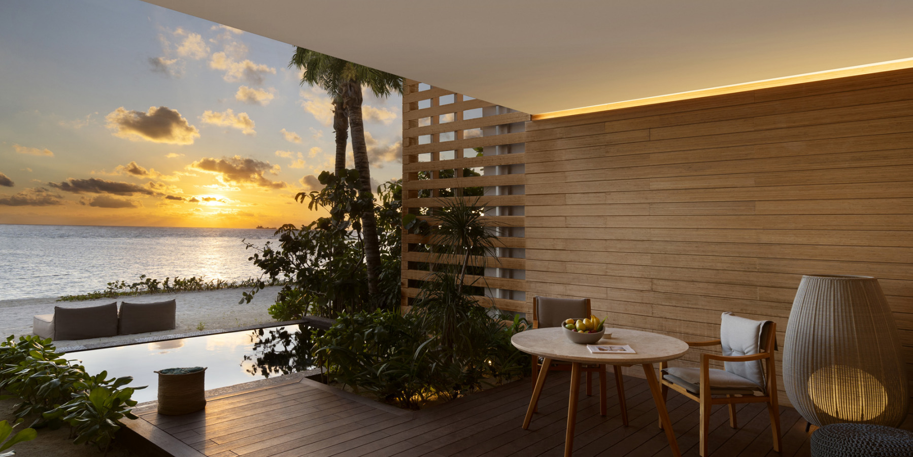 Bover Barcelona Lights image 3