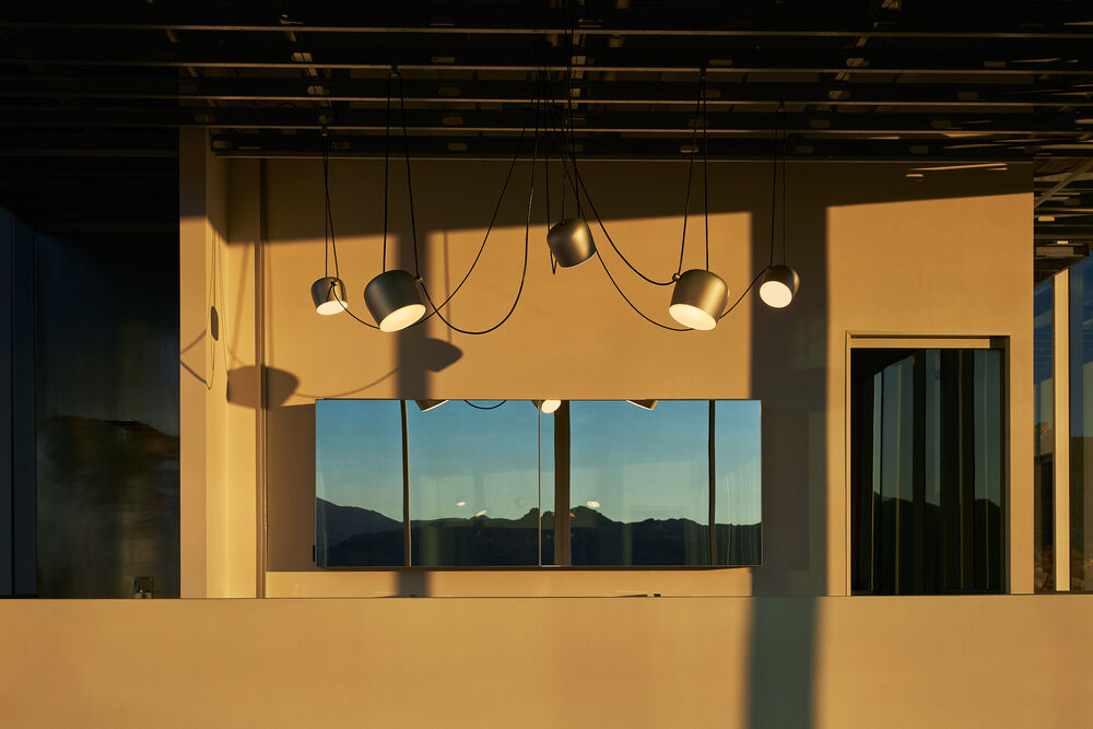 Flos image 7