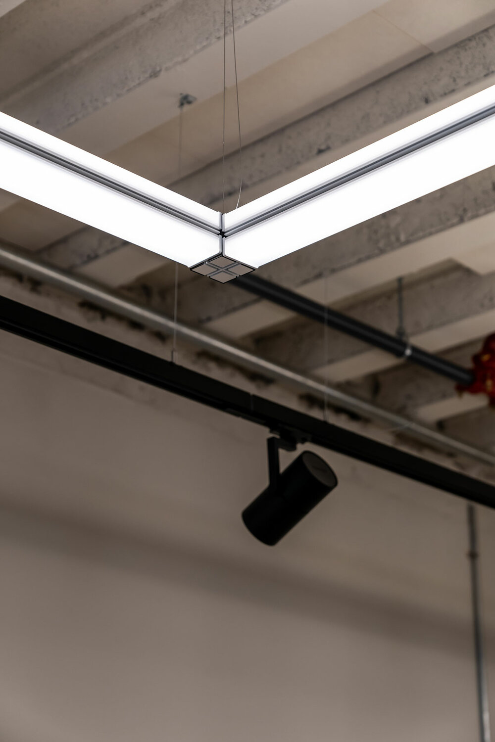 LED Linear image 131