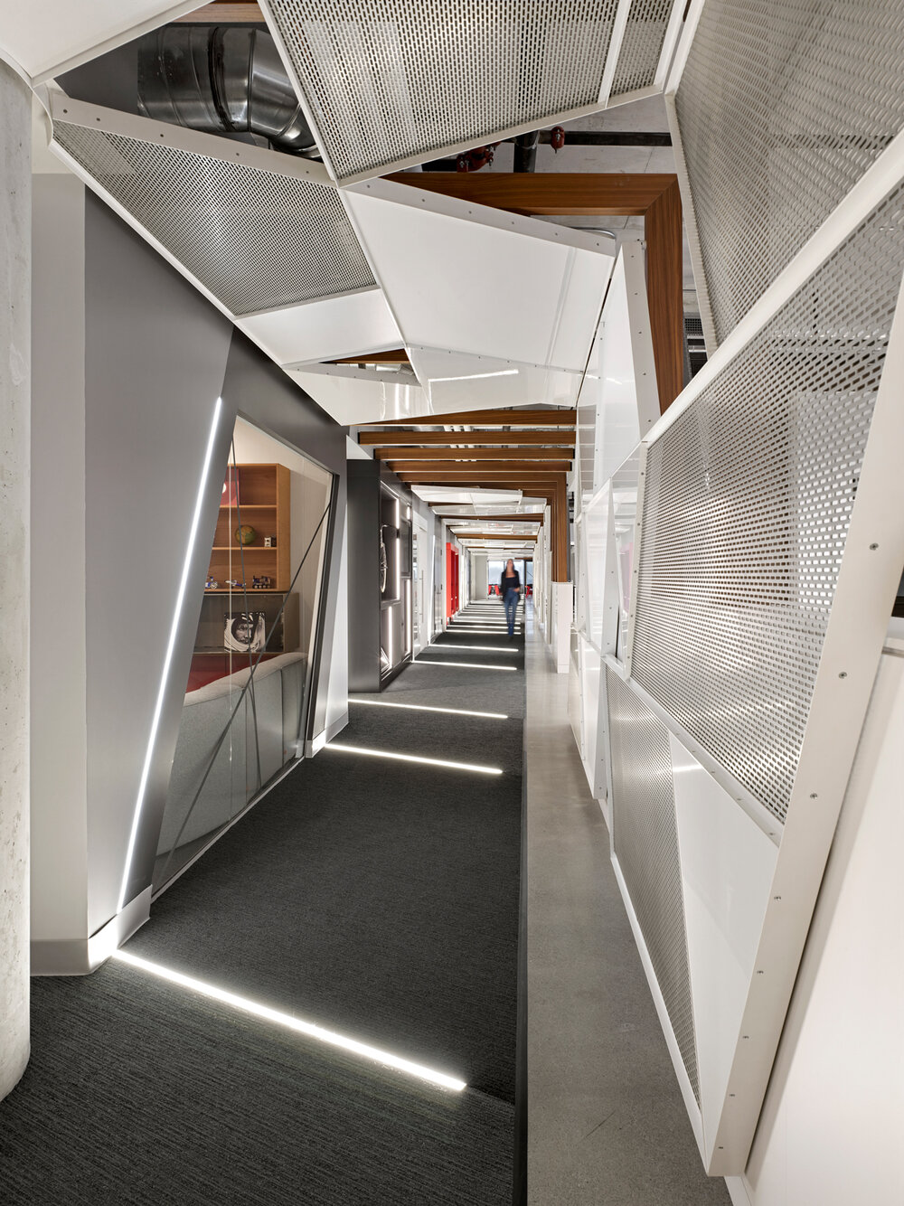 LED Linear image 26