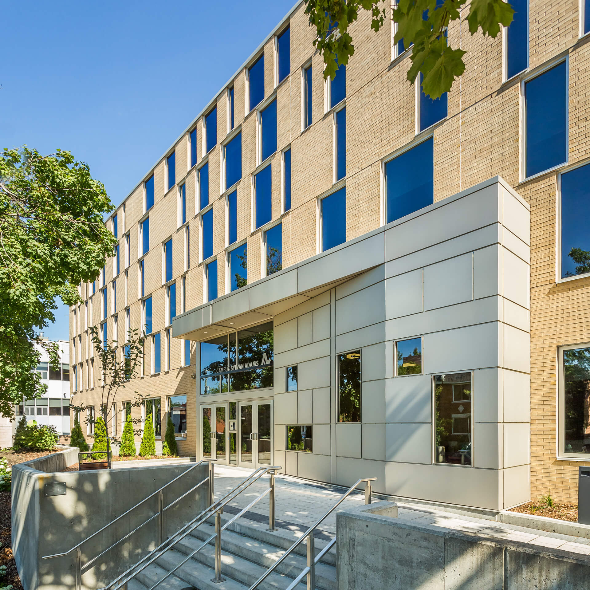 Prevost Architectural Aluminum image 12