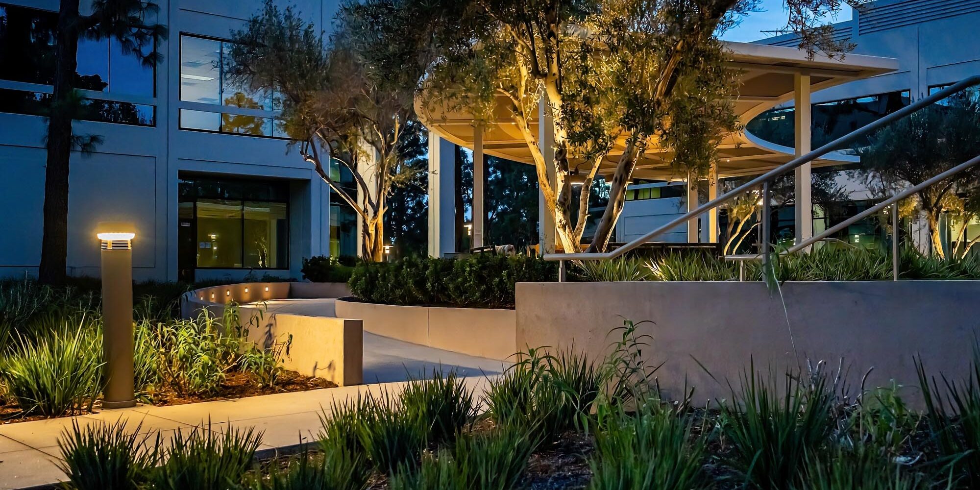 Vista Professional Outdoor Lighting image 9