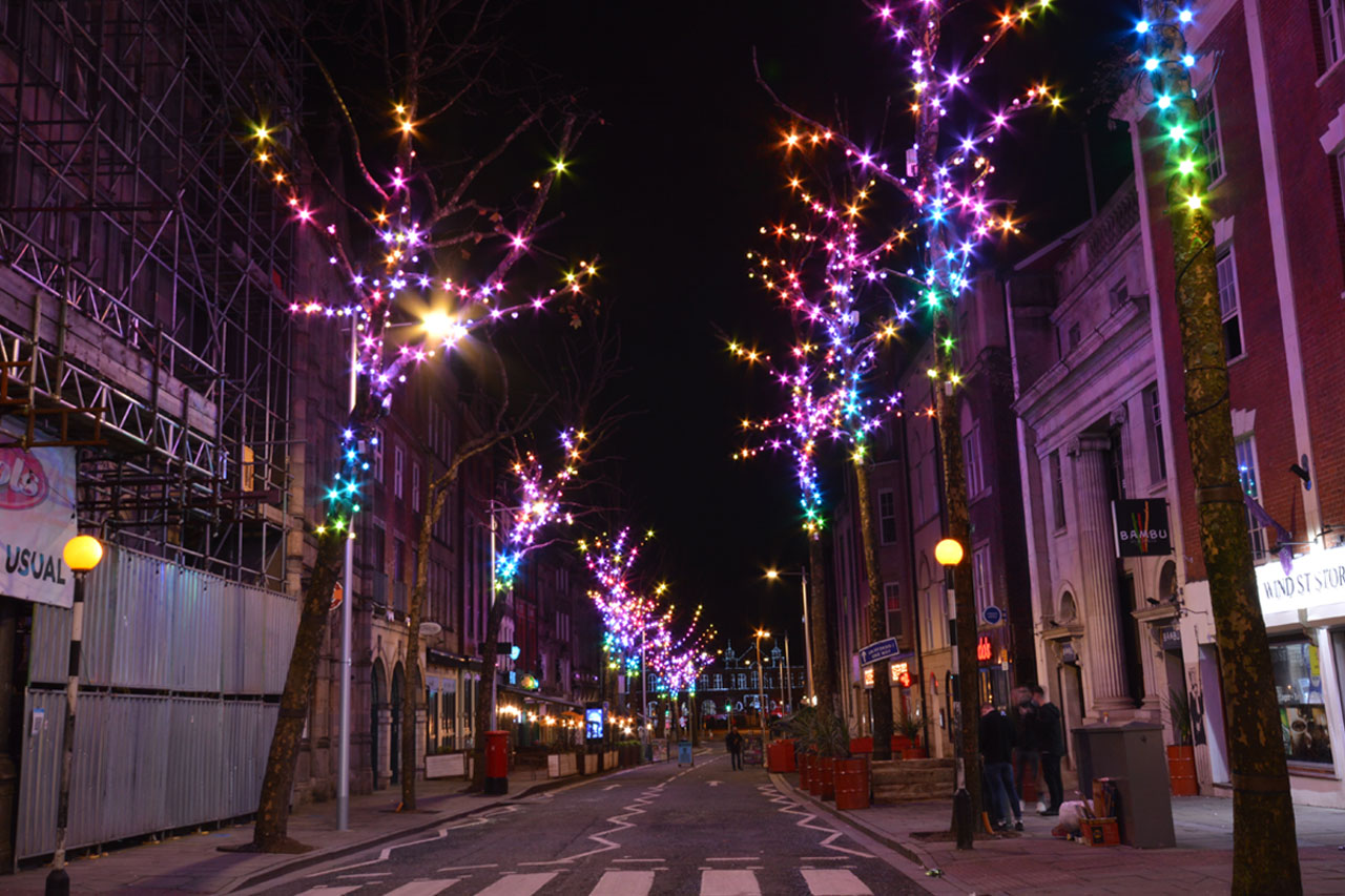 MaxiLED Lighting image 1