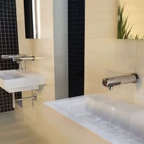 Fontana Showers image 16