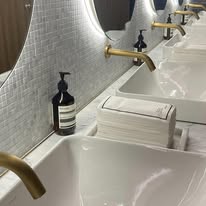 Fontana Showers image 9