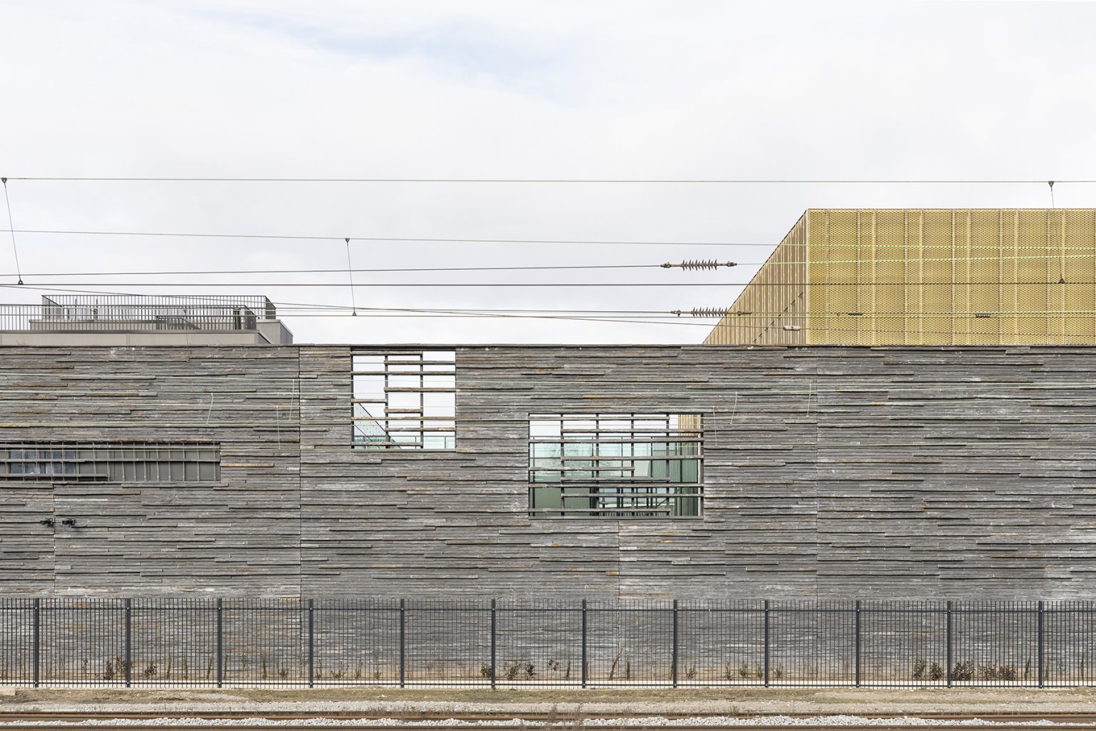Unifor image 4
