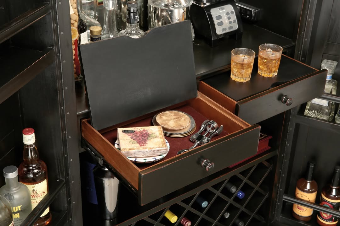 Hekman image 4