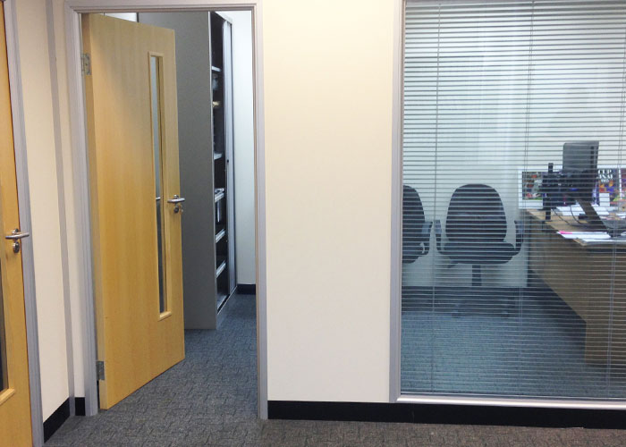 Office Partitions image 13