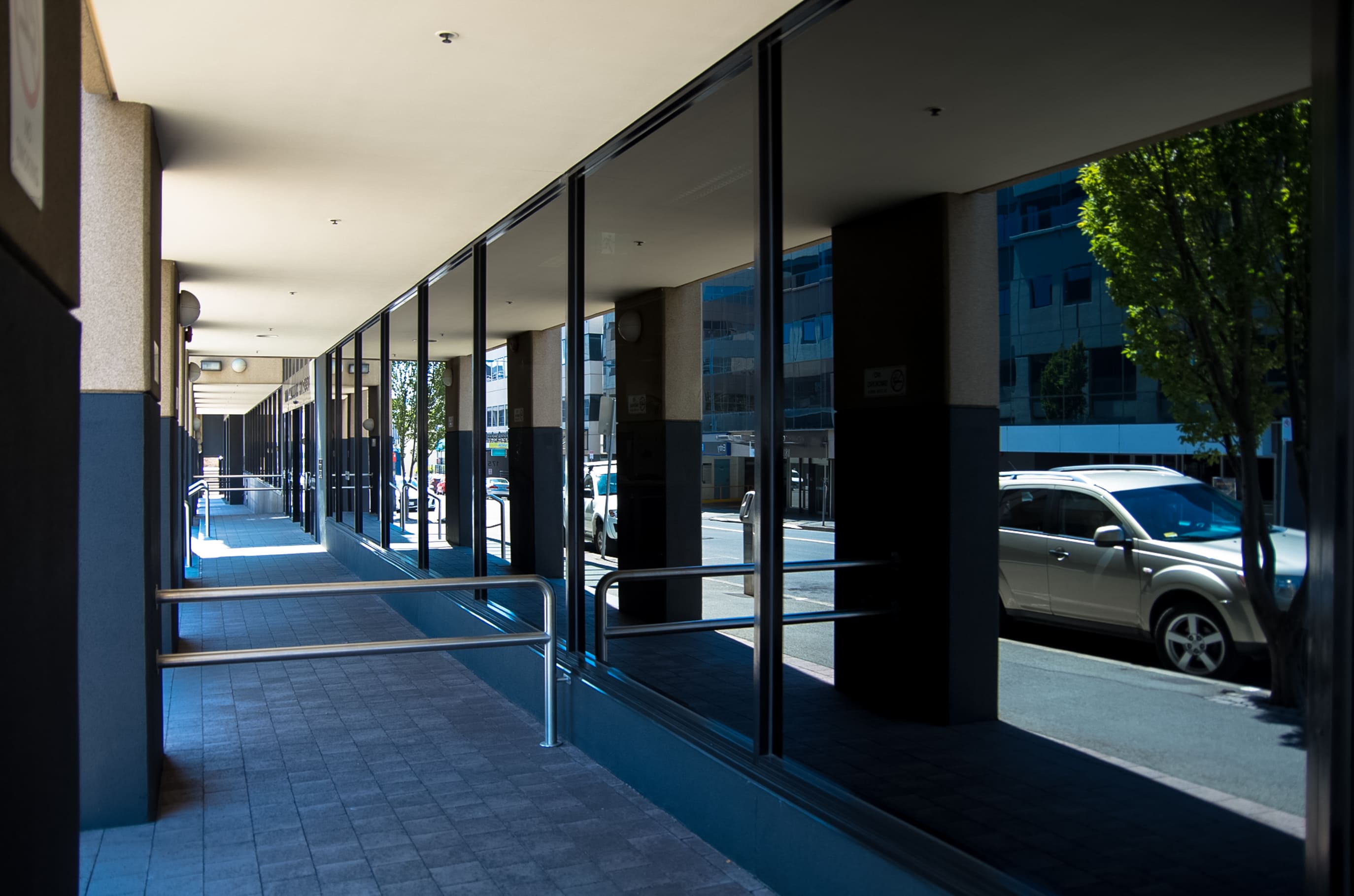Cosmo Sunshield Window Film image 2