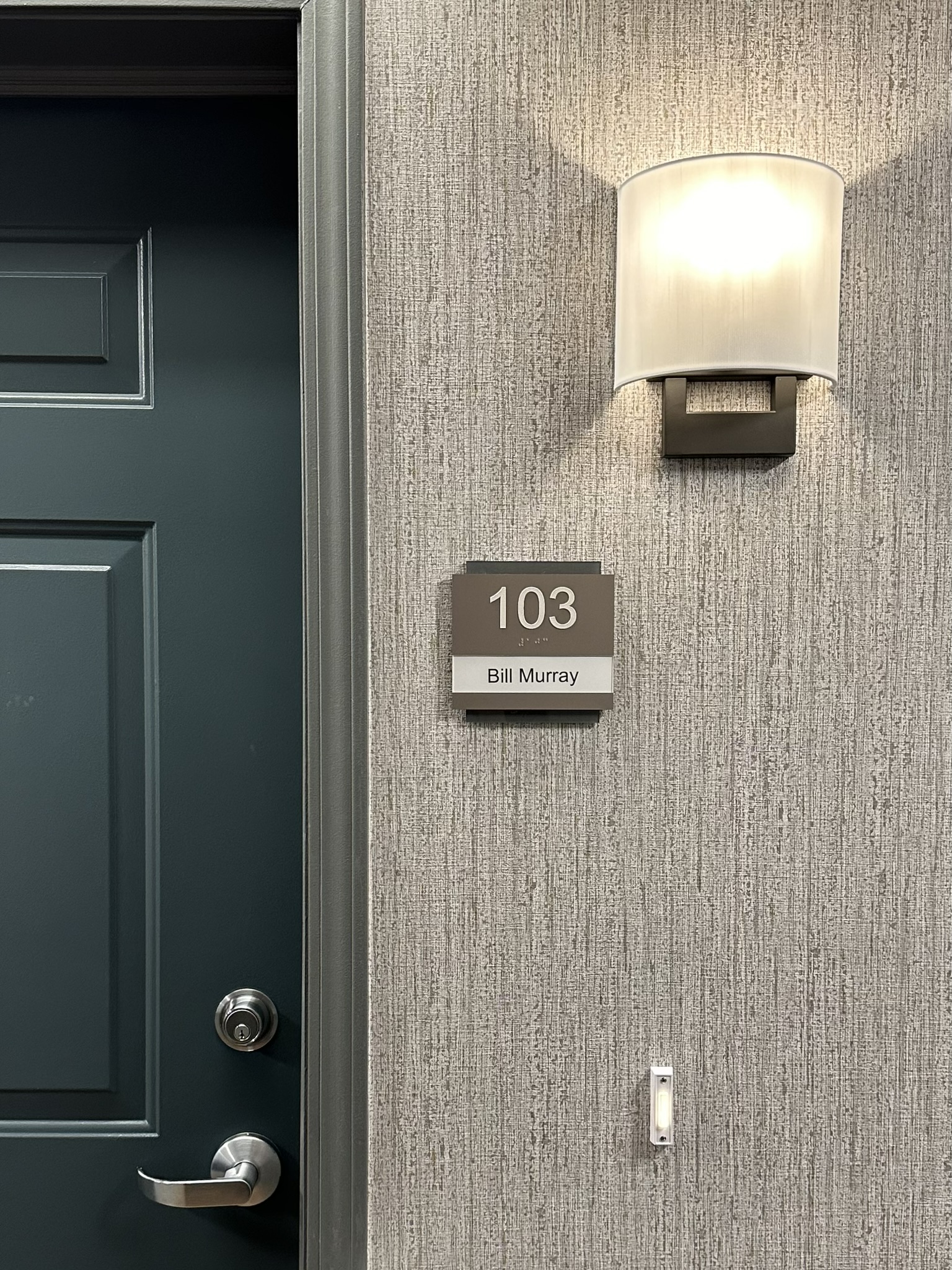2/90 Sign Systems image 14