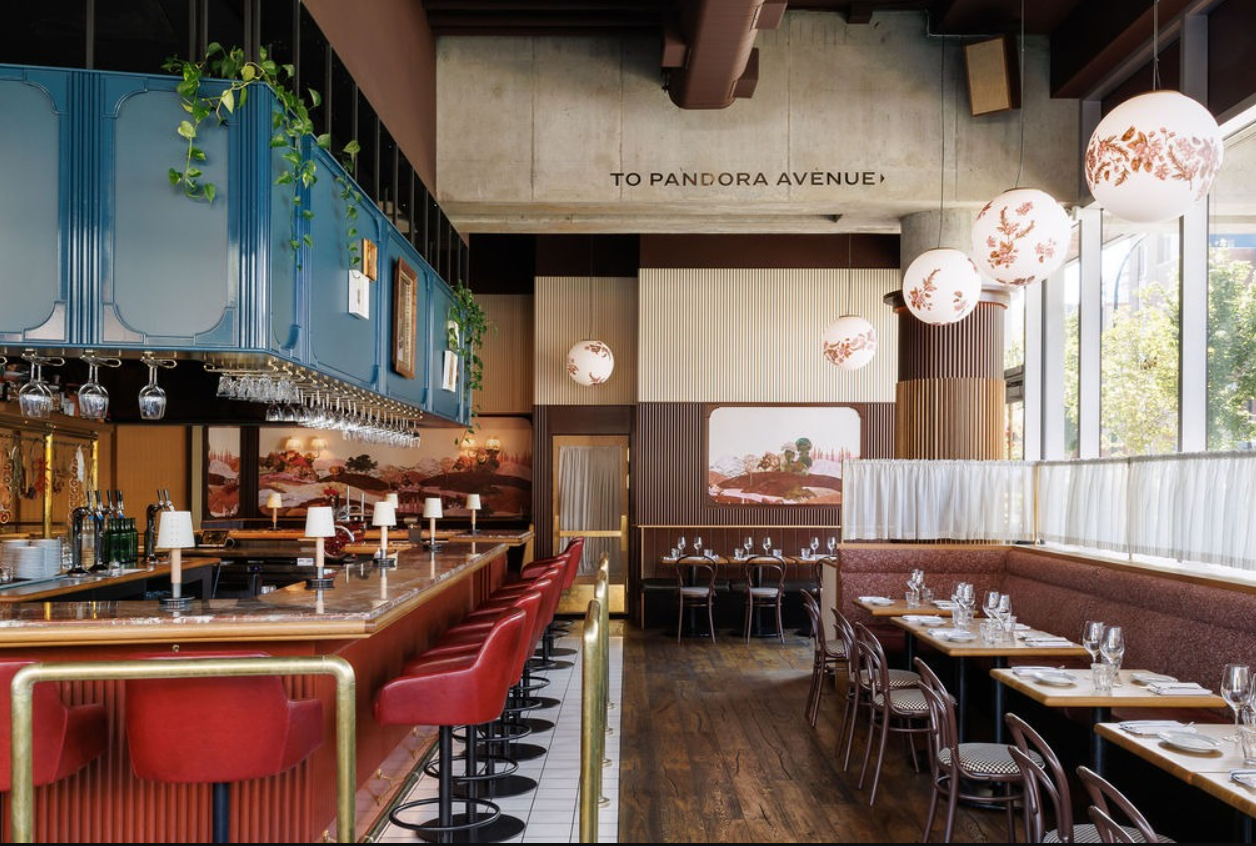 Suite 22 image 3