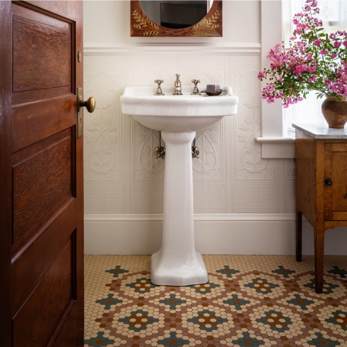 Heritage Tile image 5