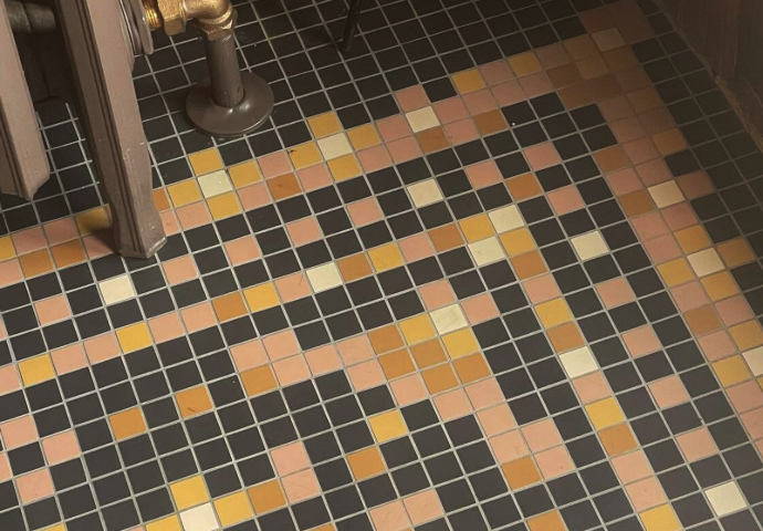 Heritage Tile image 10