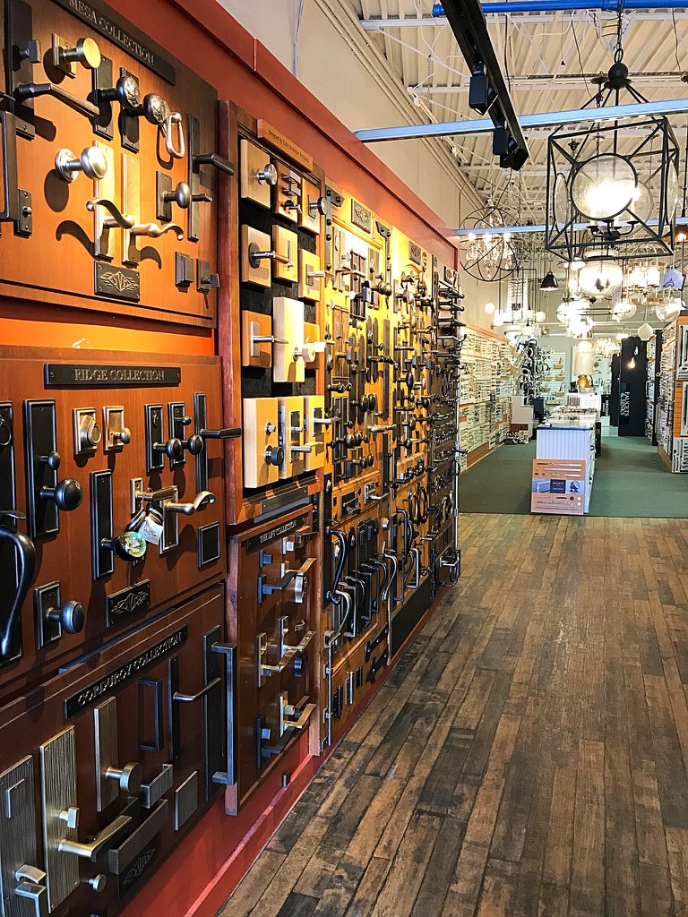 Needham Decorative Hardware image 7