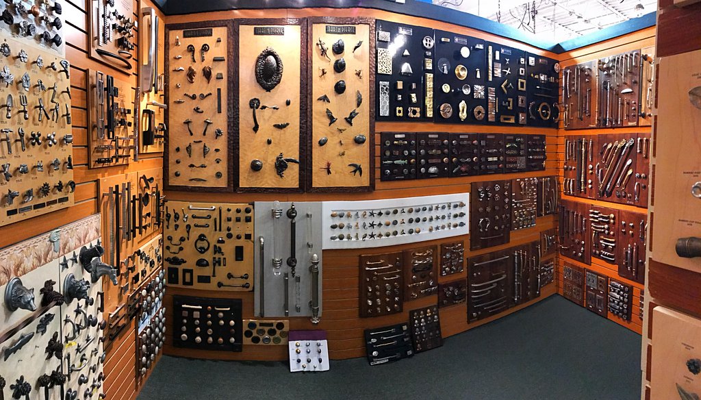Needham Decorative Hardware image 2