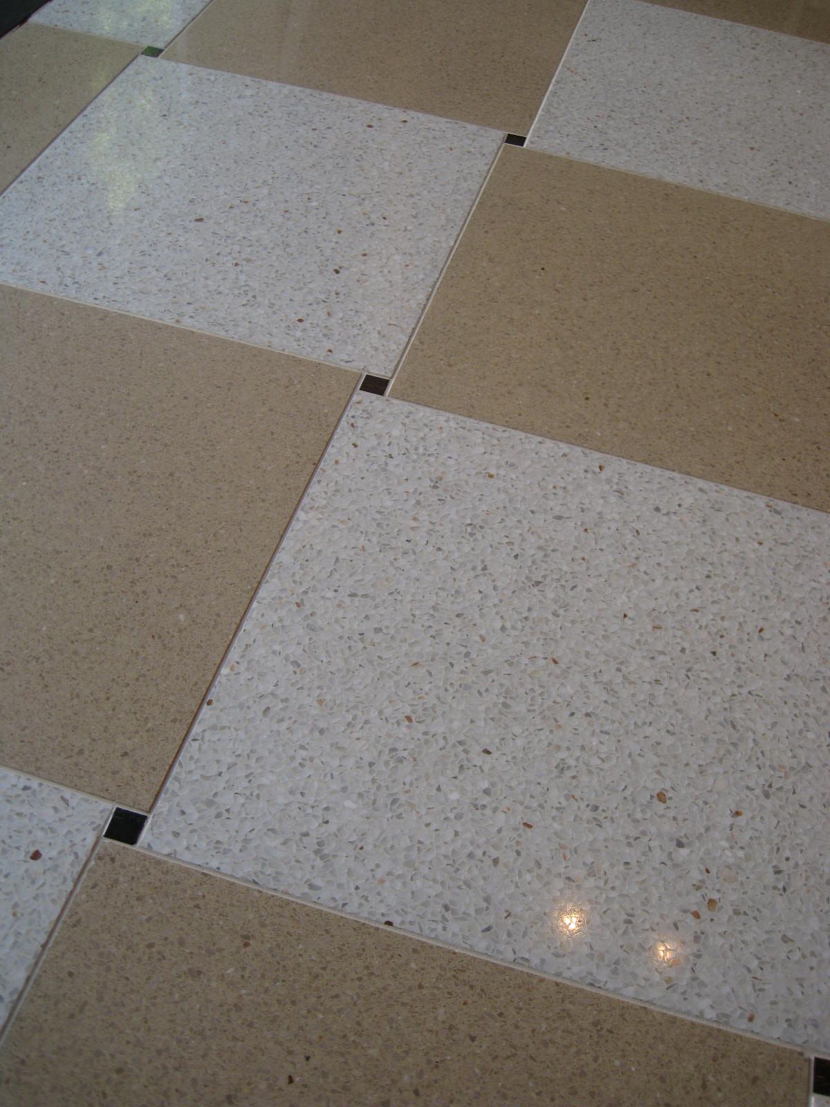 Agora Surfaces image 4