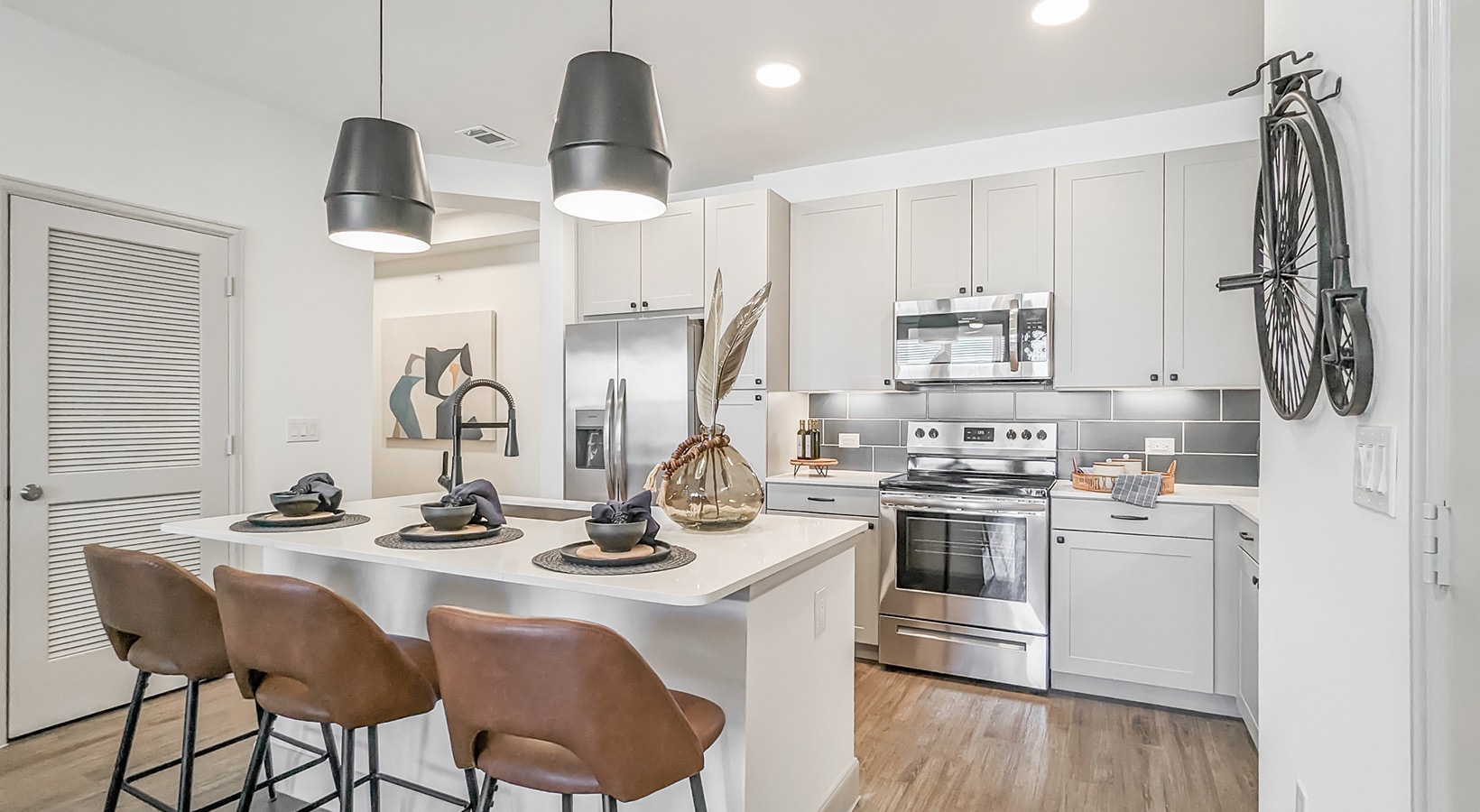Leedo Cabinetry image 5