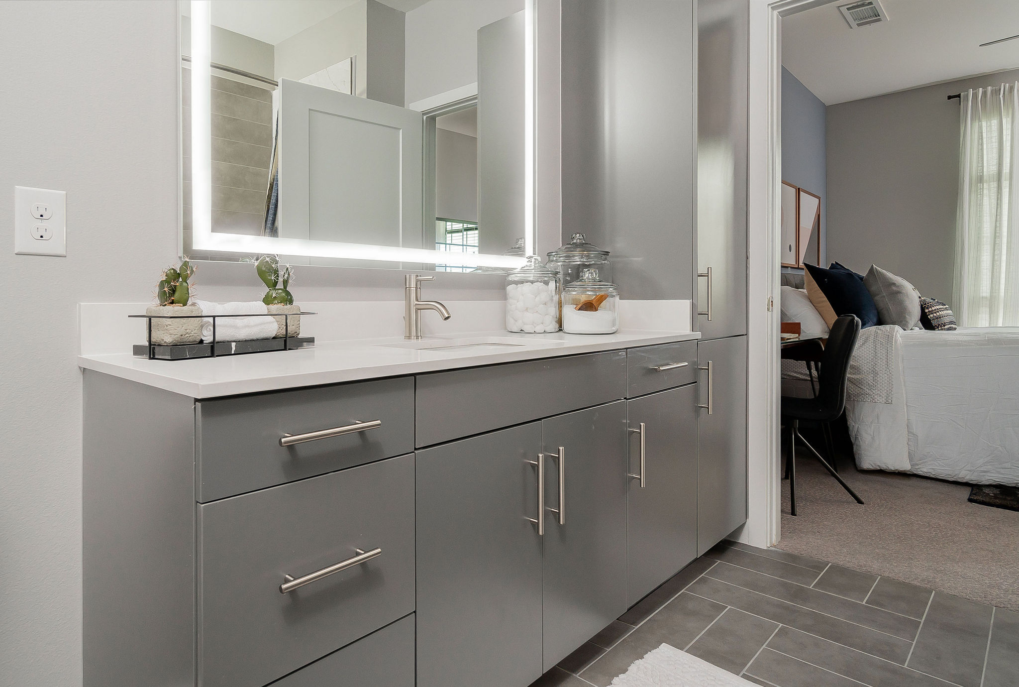 Leedo Cabinetry image 14