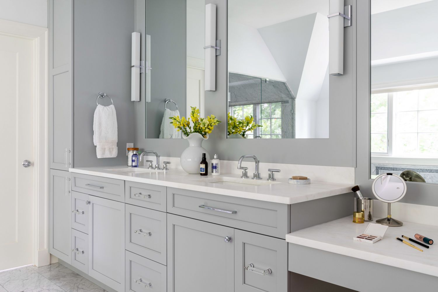 Metropolitan Cabinets & Countertops image 7