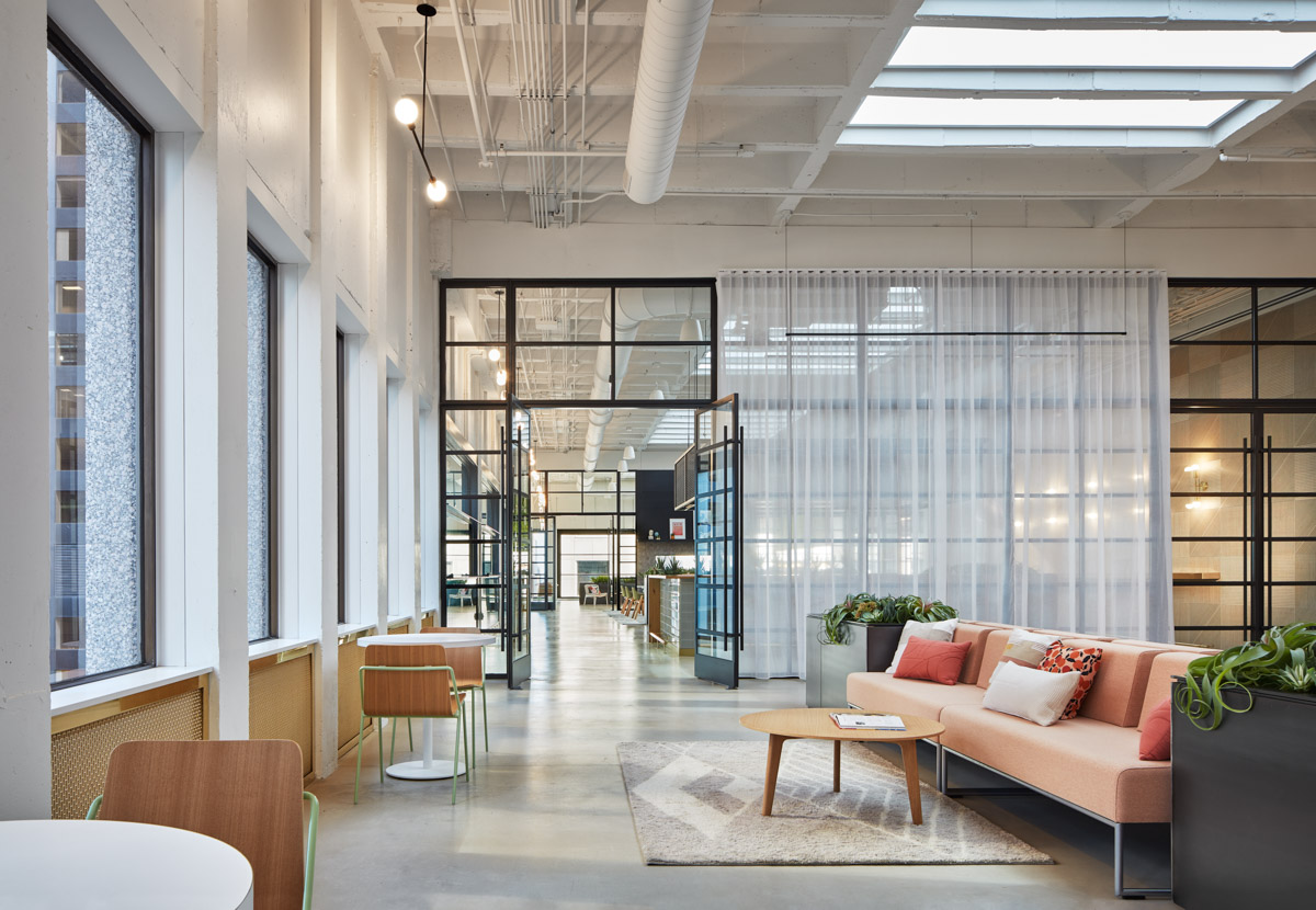 Office Revolution image 14