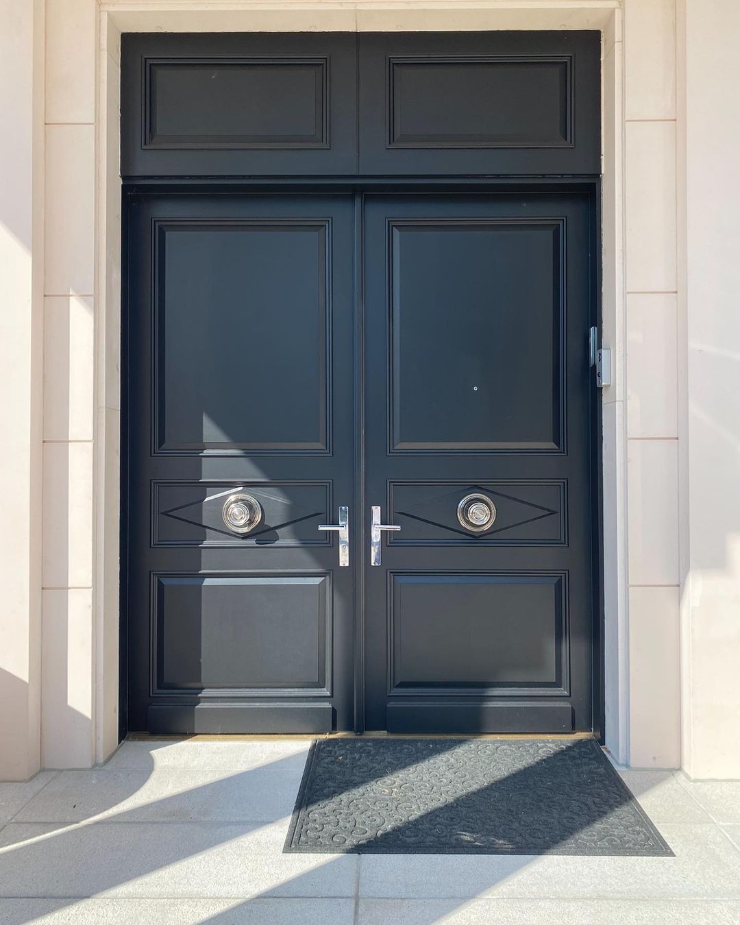 Select Door image 4