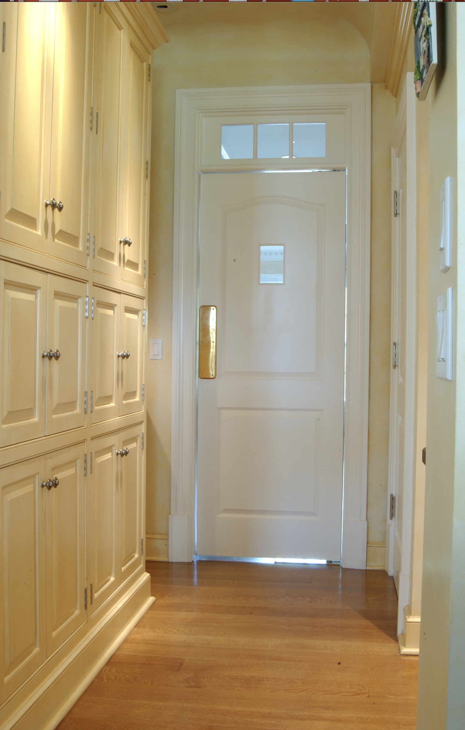 Select Door image 13