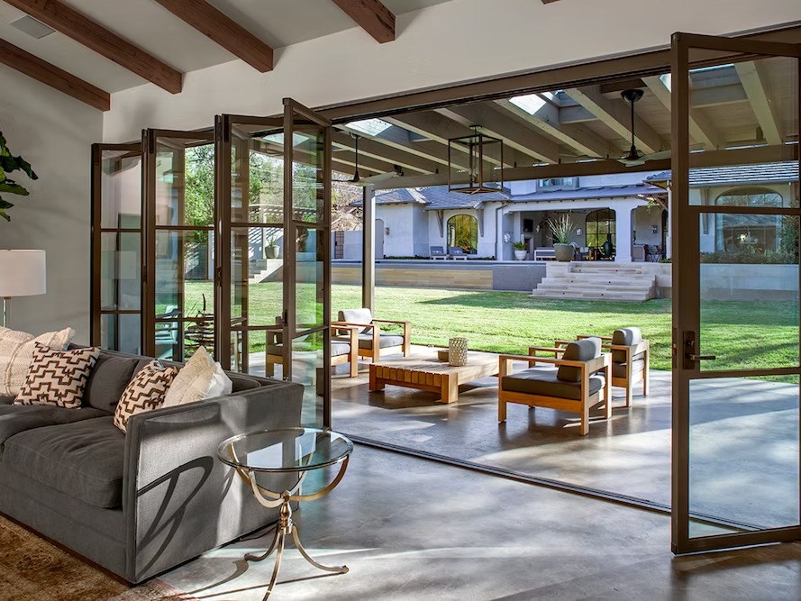 IQ Radiant Glass - Jansen Steel Windows image 3