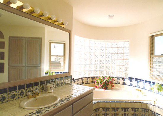 Artesanos Imports image 7