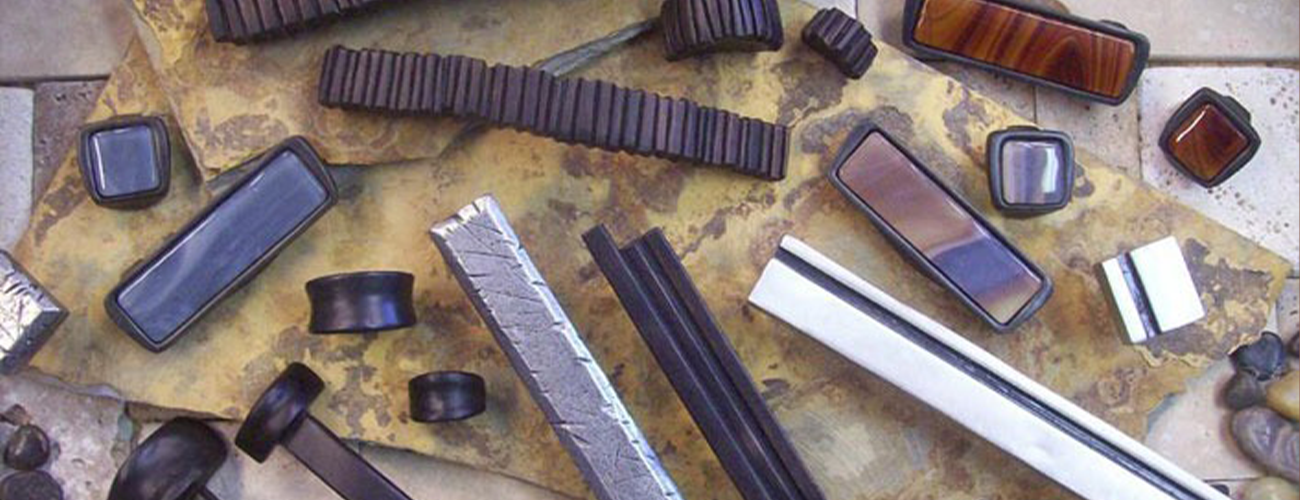Barz Decorative Hardware