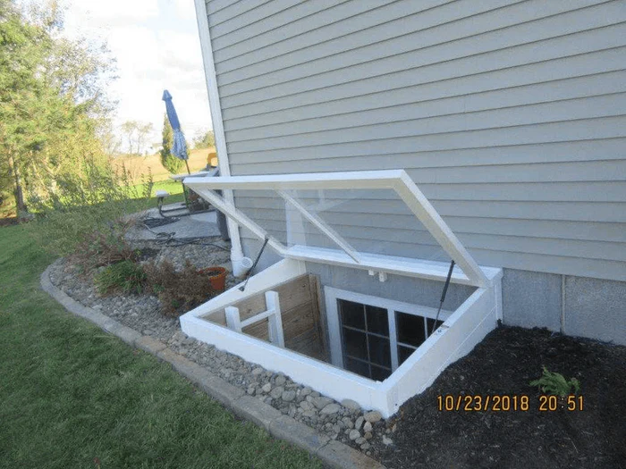 Redi-Exit image 3