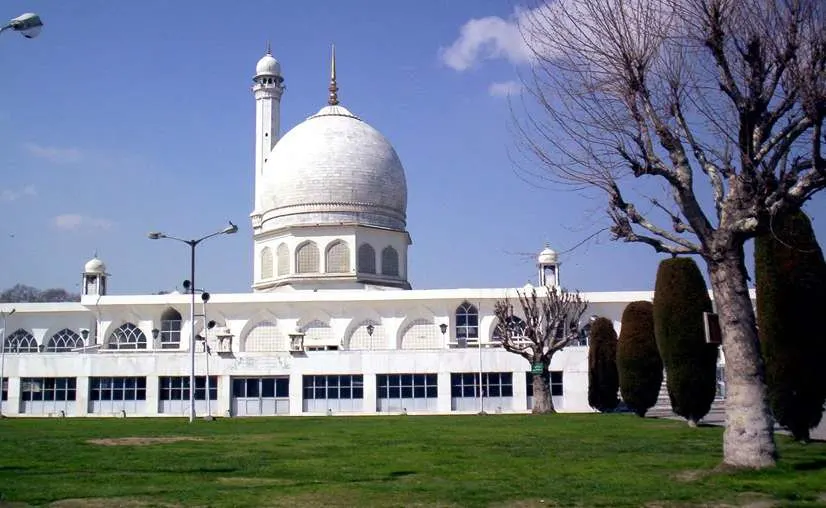 Hazratbal Shrine