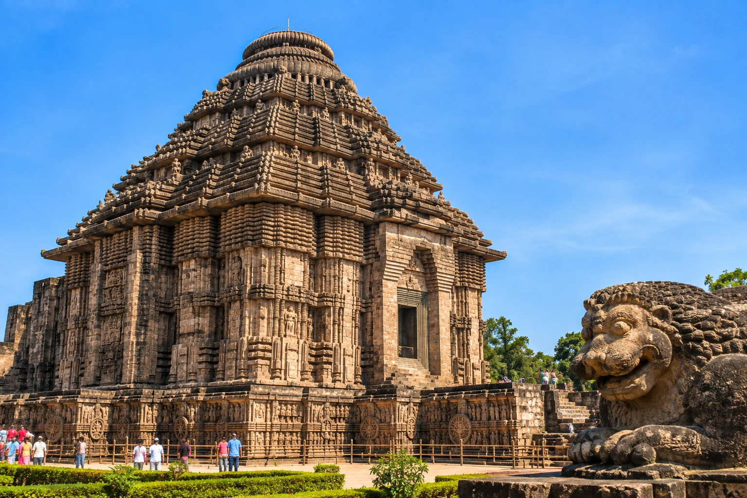 2 Days 1 Night Puri & Konark Family Sightseeing Tour with Hotel Puri Waves