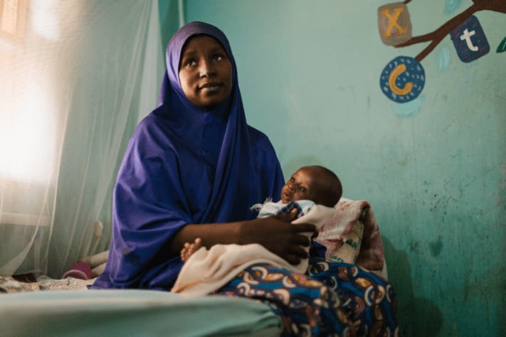 Une mère et son enfant