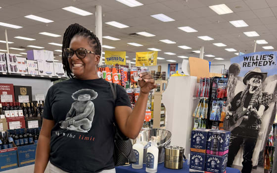 Willie's Remedy sampling in store